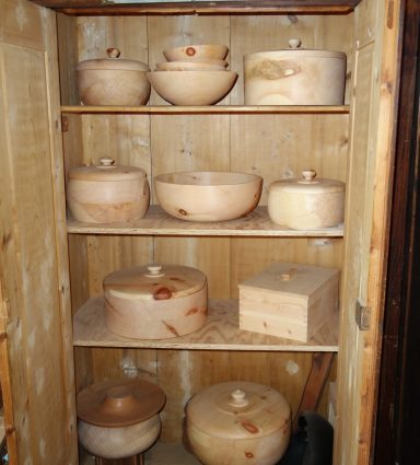 Brotkästen aus Zirbenholz Brotkasten Zirbe